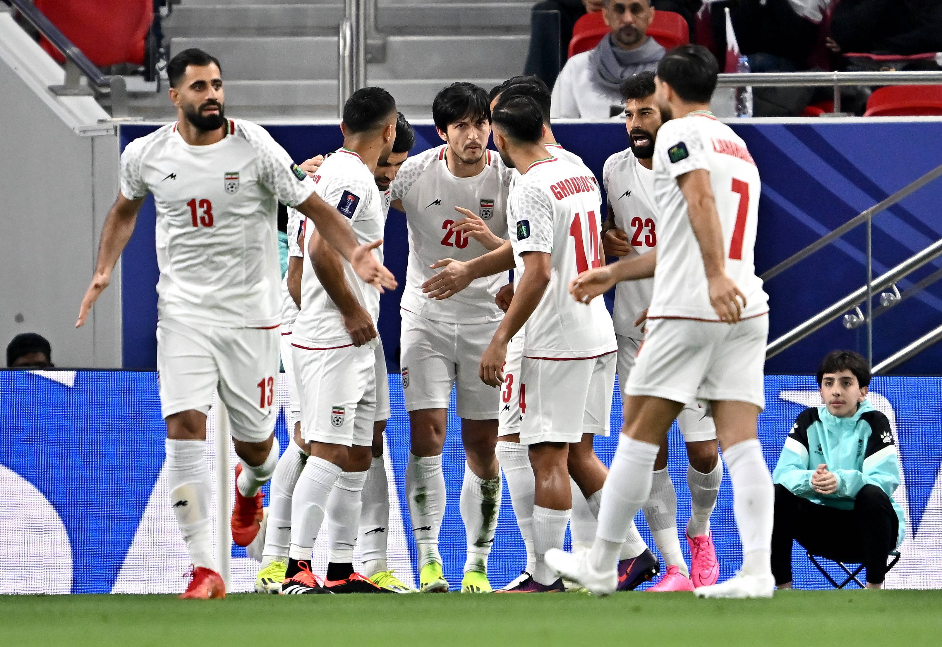 卡塔尔拳击手在决赛中力压群雄 卡塔尔拳击手在决赛中力压群雄