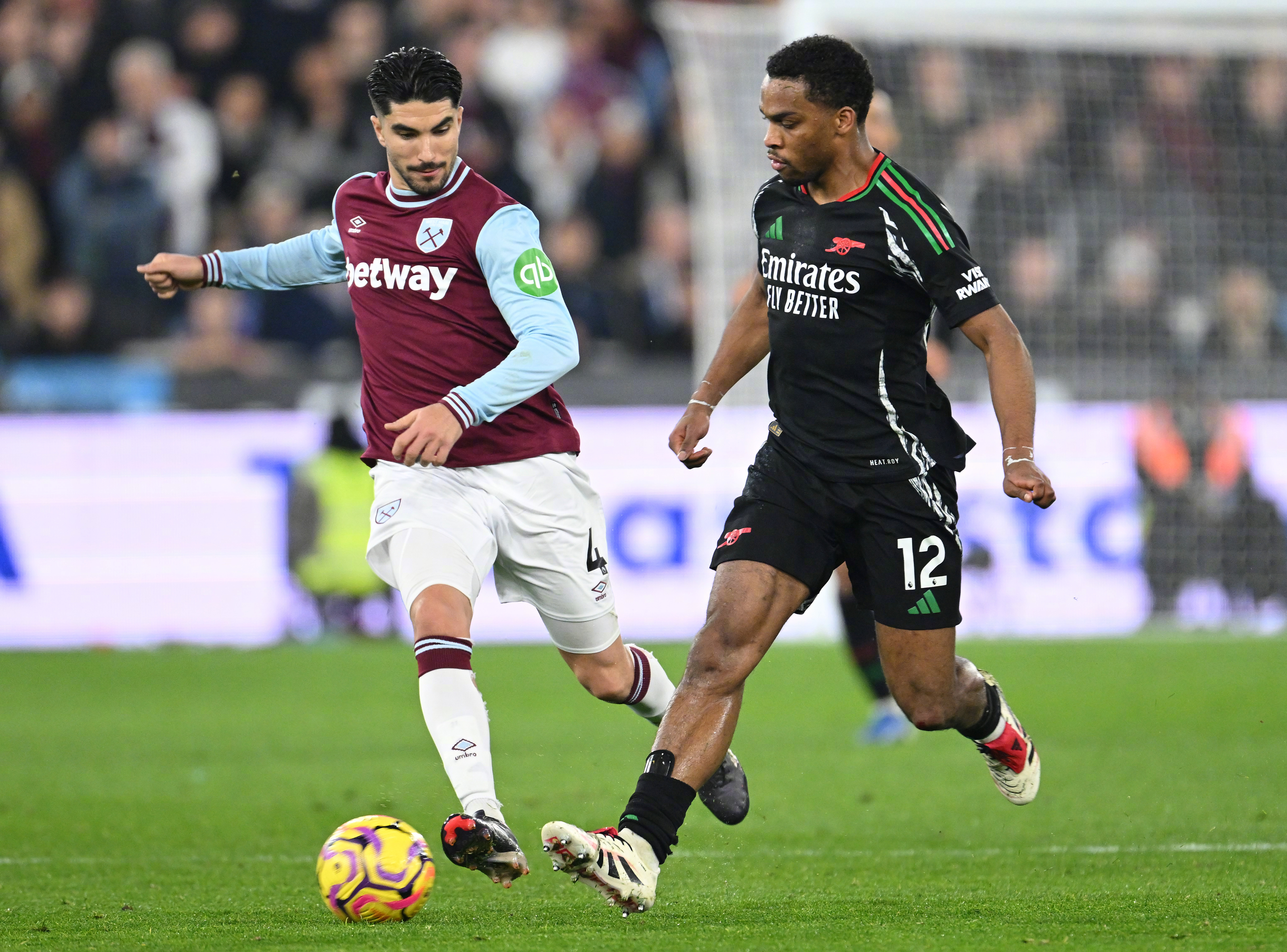 西汉姆联主场胜利,稳固中上游位置的简单介绍 西汉姆联主场胜利,稳固中上游位置的简单介绍