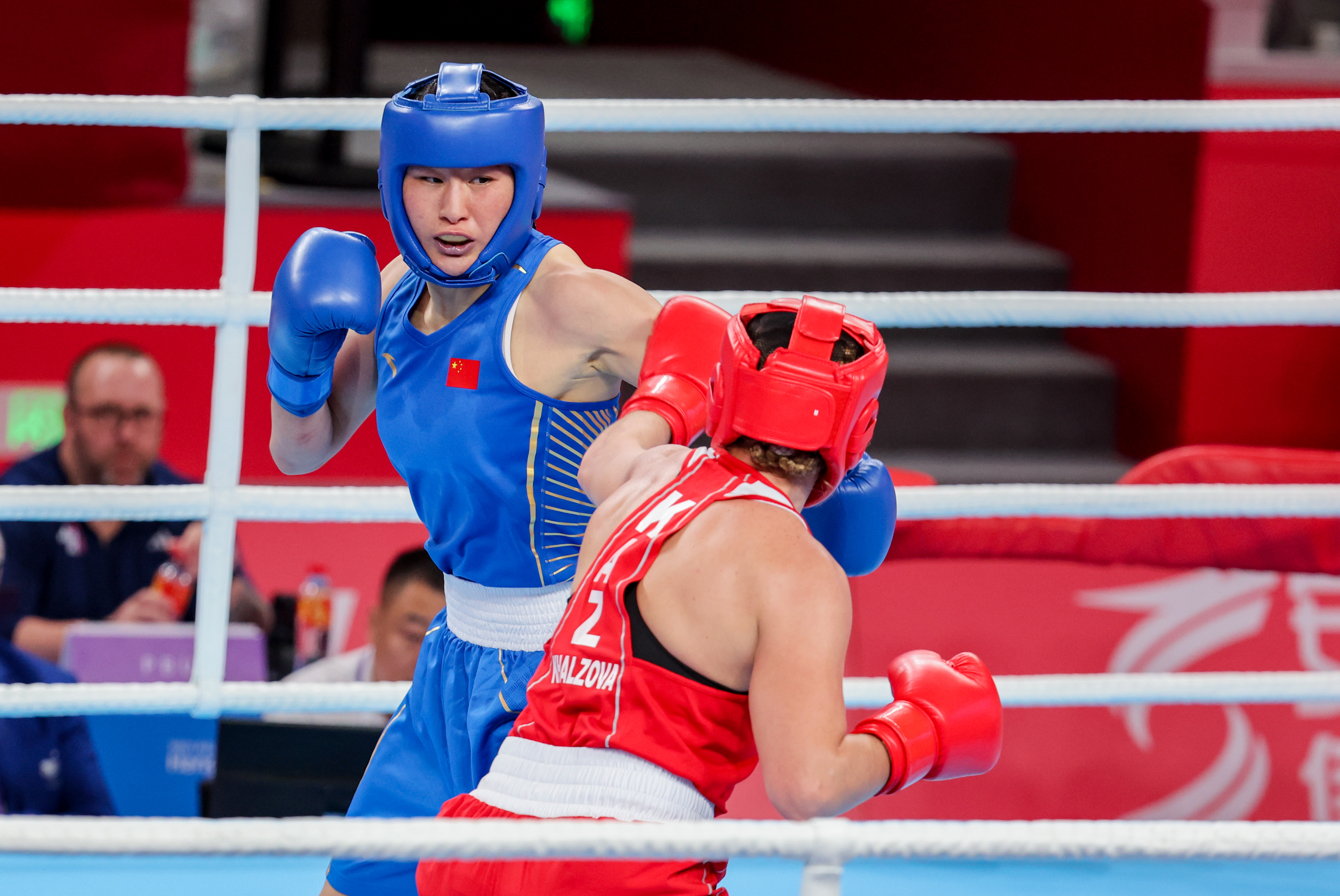 od体育网页版登录入口-哈萨克斯坦男子拳击亮相赛场