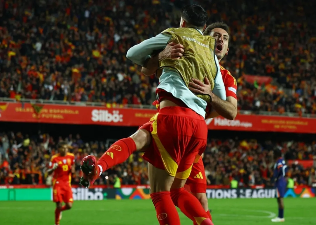 包含精彩继续!欧洲足球豪门对决擦出火花的词条 包含精彩继续!欧洲足球豪门对决擦出火花的词条