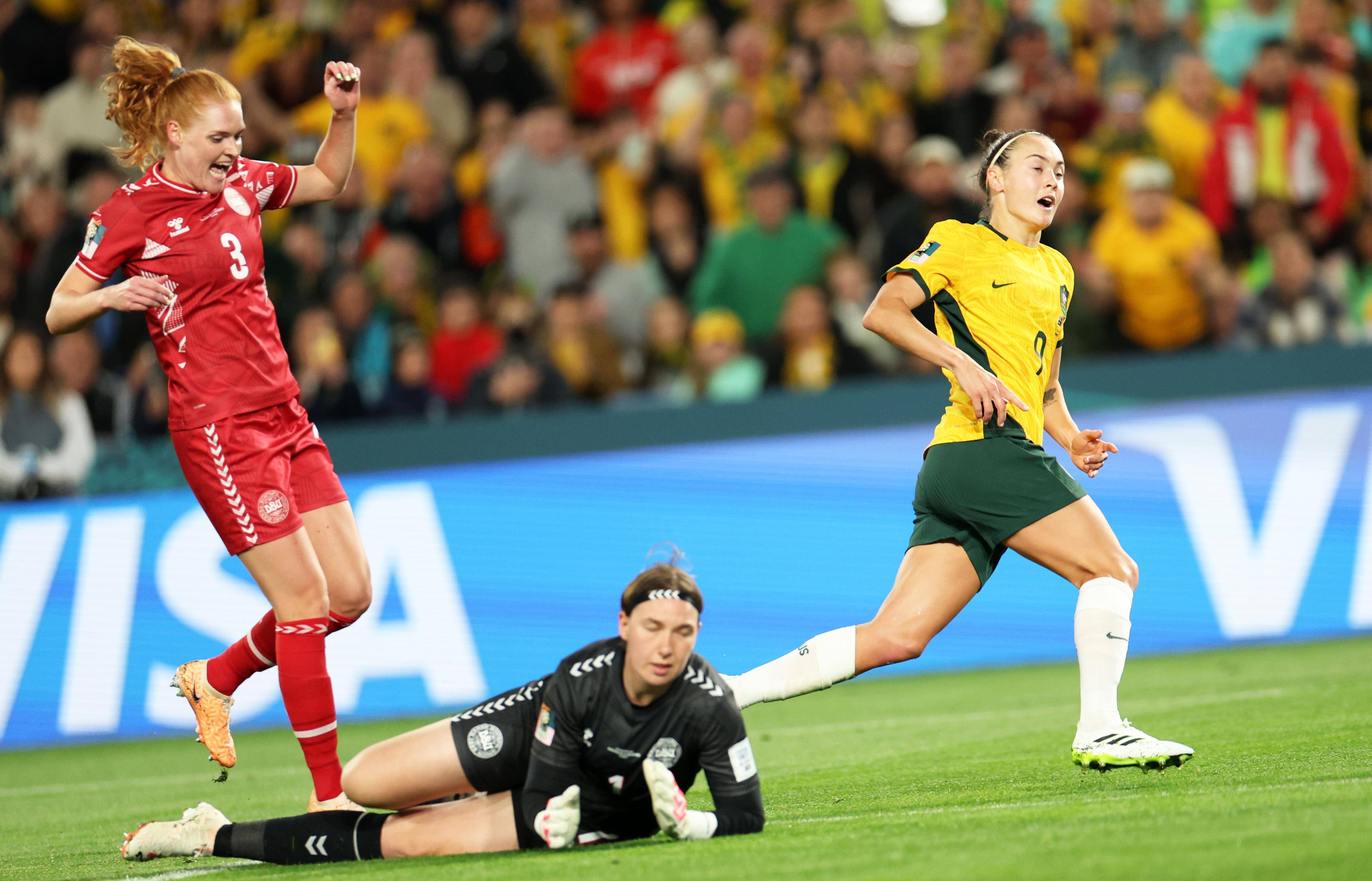 od体育竞技-世界女足赛场上球员风采迷人