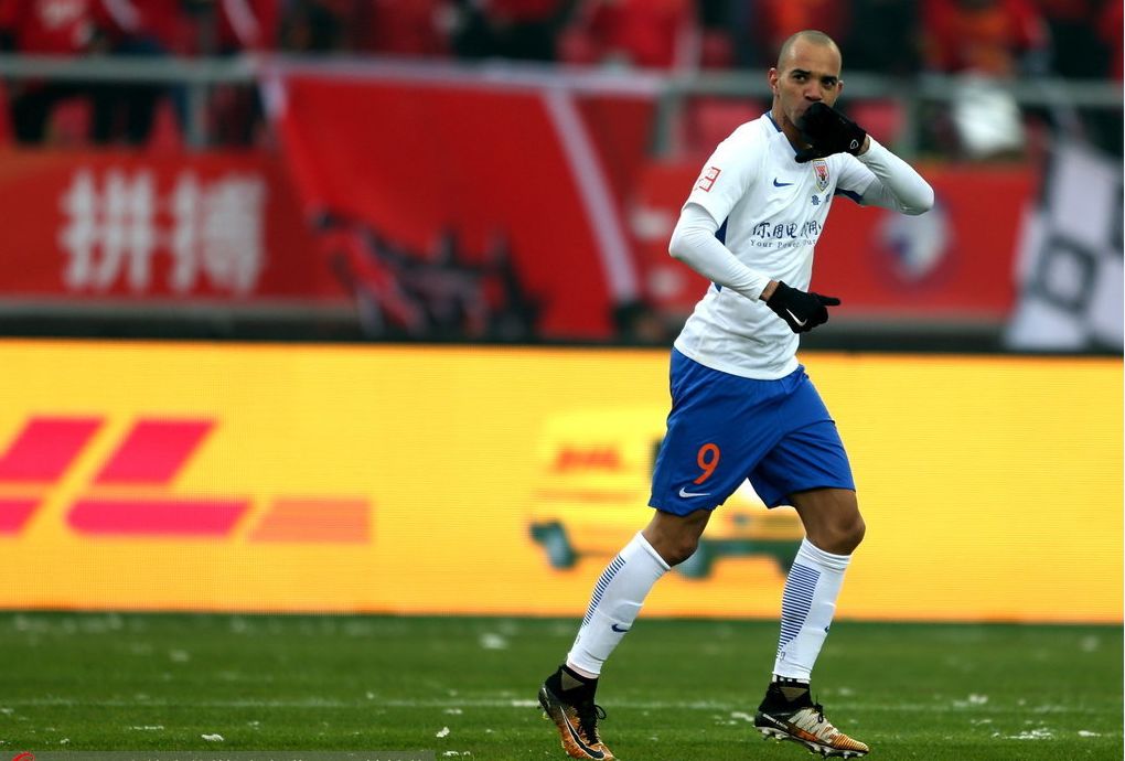 鲁能客场获胜，豪取三分稳固领先