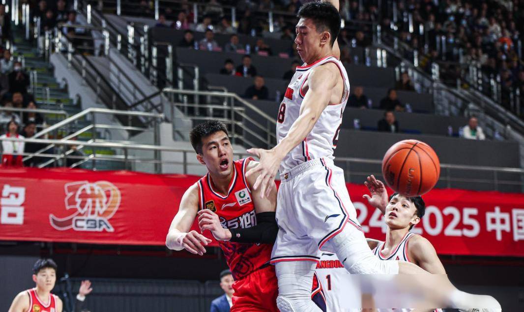 广州龙狮与对手发生激烈冲突,CBA联盟将进行调查处理的简单介绍 广州龙狮与对手发生激烈冲突,CBA联盟将进行调查处理的简单介绍