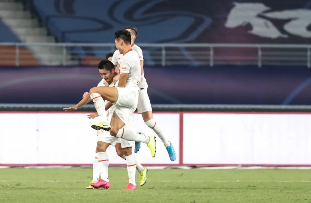 不断的替补轮换是否能帮助球队在疲劳赛程中保持状态?的简单介绍 不断的替补轮换是否能帮助球队在疲劳赛程中保持状态?的简单介绍