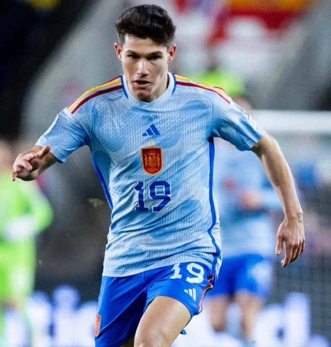 摩里坦入球黑山首战战胜挪威 摩里坦入球黑山首战战胜挪威